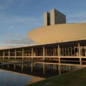 Novo coronavrus: comisso da Cmara defende tabelamento de lcool gel