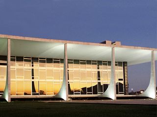 STF começa a julgar ações sobre imunidade tributária na exportação de produtos via trading companies